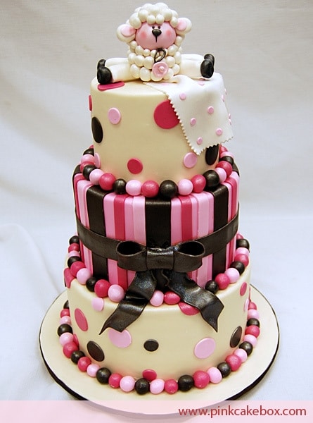 http://indulgy.com/post/384pqO3w51/decorated-cakes