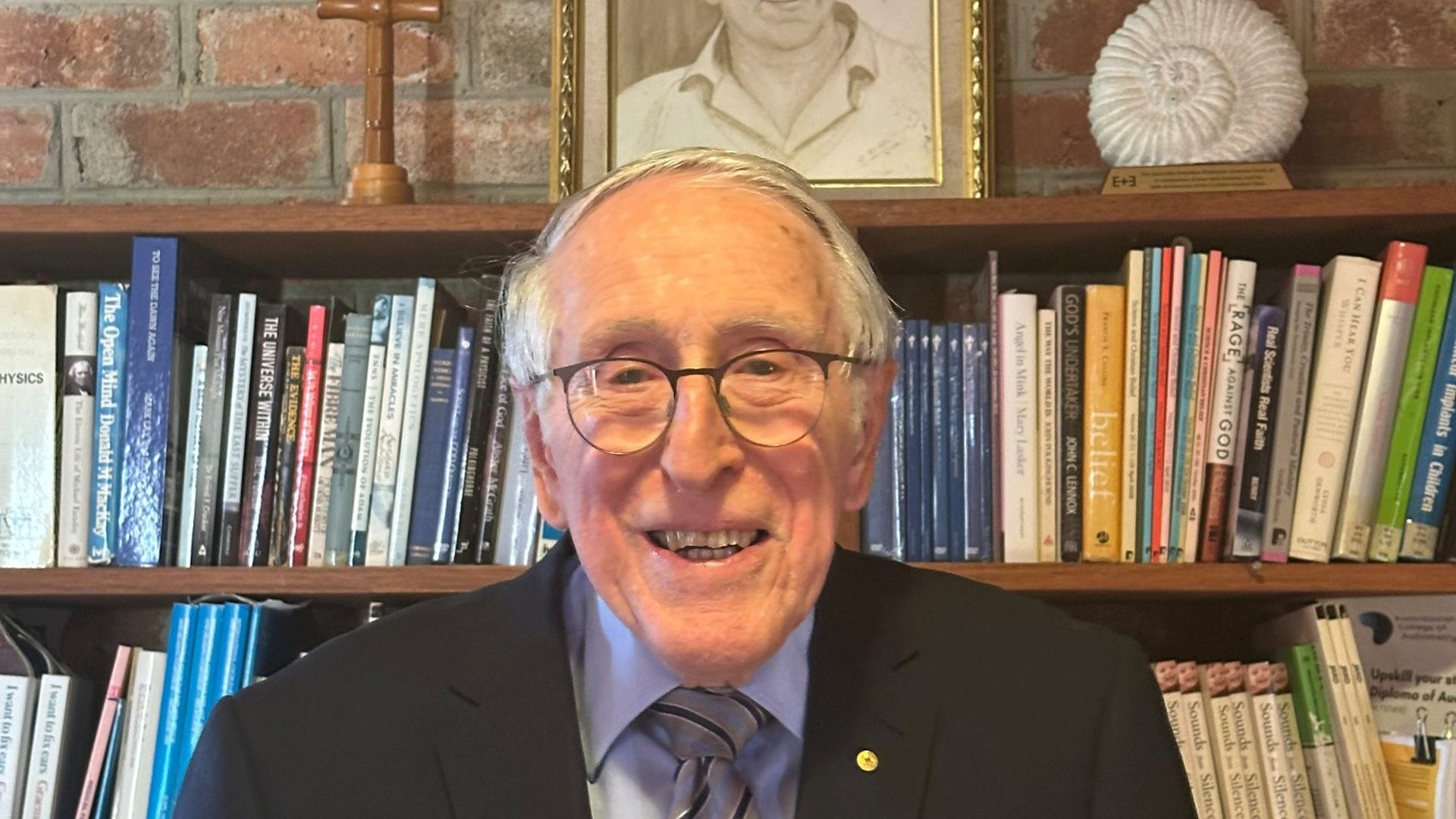 Featured image for “Cochlear Implant Pioneer Graeme Clark Awarded 2026 Queen Elizabeth Prize for Engineering”